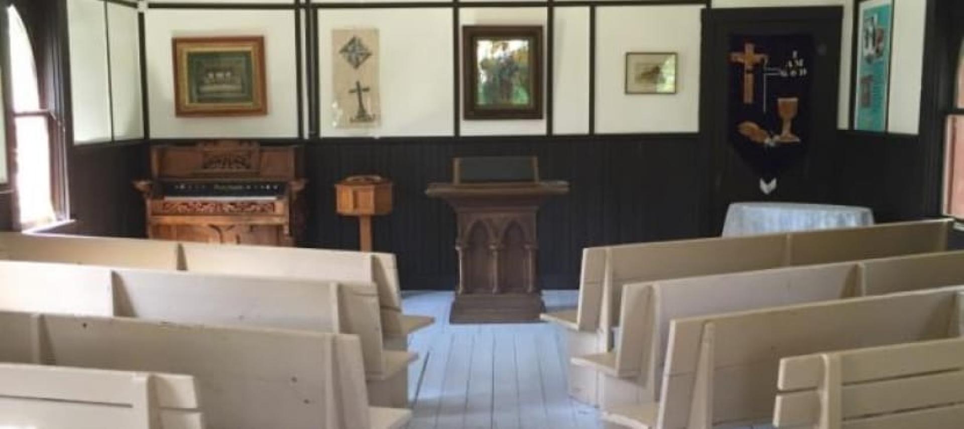 McQueen Presbyterian Church - Interior